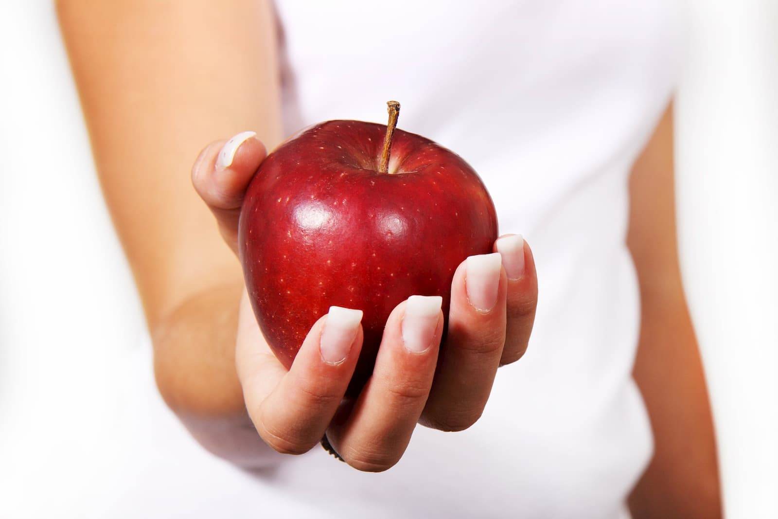 Can an apple a day keep the dermatologist away?
